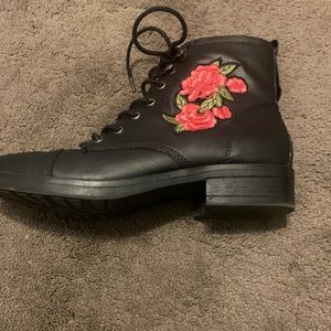 Short Combat Boots